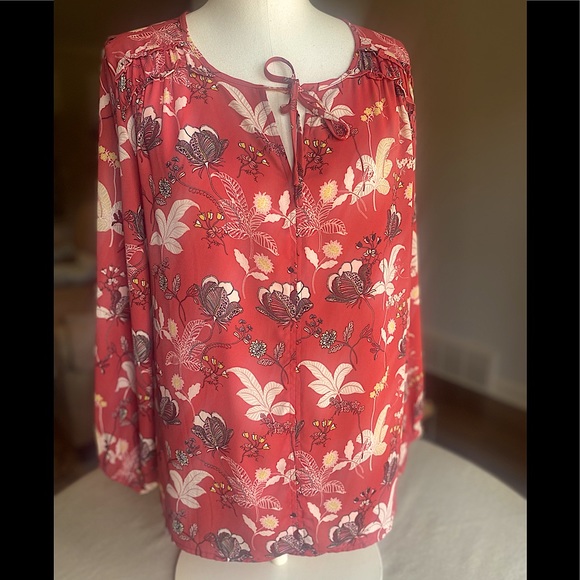 LOFT long sleeve mixed media tie neck top. Size -Med - Picture 1 of 4